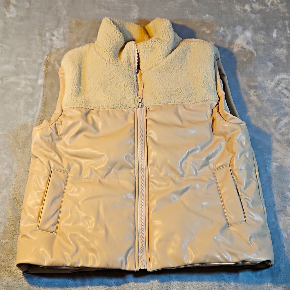 A.C.G. Los Angeles Beige Full Zip Lined Puffer Vest Women's M